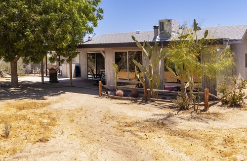 Joshua Tree House | Your Home Sweet Home In Joshua Tree 2 Bedroom Home by RedAwning