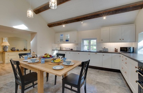 Cwm-twrch Isaf Cottage | Ysgubor Glyn