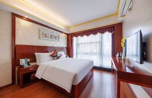 Central Business District Hotel | YUENANGUO HOTEL-Fumin Subway Station