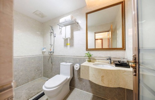 Central Business District Hotel | YUENANGUO HOTEL-Fumin Subway Station