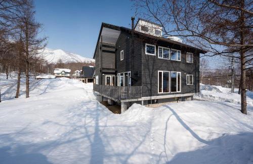 Kabayama Ski Chalet | Yukimine