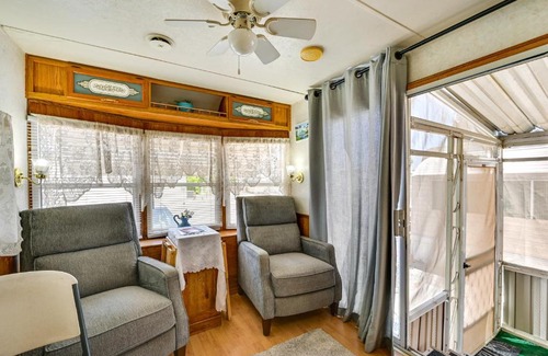 Yuma House | Yuma Getaway with Pool Access, 5 Mi to Lutes Casino!