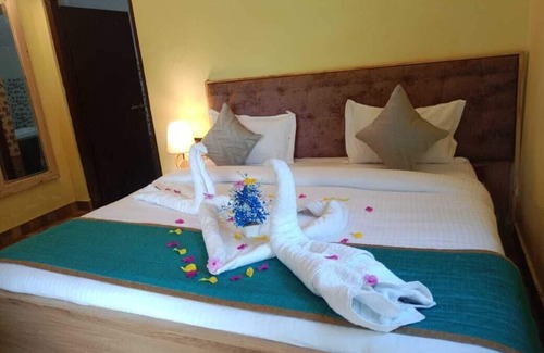 Village Hokra Hotel | Yuvraj Fort Pushkar by DMHH Pvt Ltd