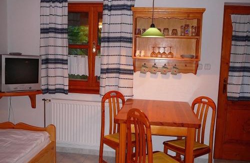 Gyenesdias Apartment | Zöld sziget Apartmanház