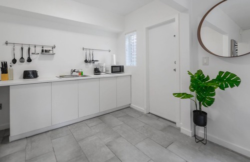 Northeast Miami Apartment | Zen Great Apartment 2BR near the Beach