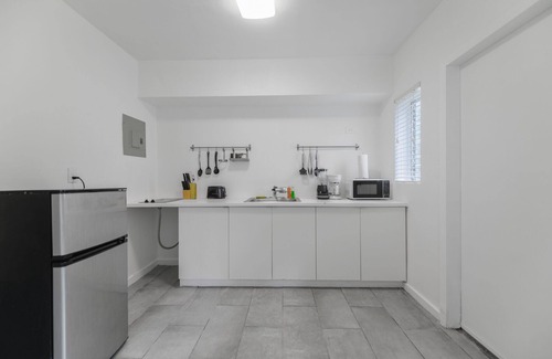Northeast Miami Apartment | Zen Great Apartment 2BR near the Beach