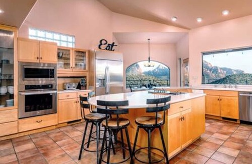 Sedona House | Zen Retreat, Amazing Views, Minutes to Attractions