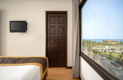 Ngu Hanh Son Hotel | Zenta Beach View Hotel