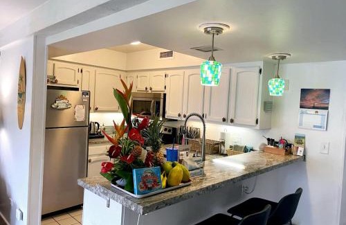 Kailua-Kona Apartment | ZERO FEES Aloha Lani Condo #A208 at Casa De Emdeko