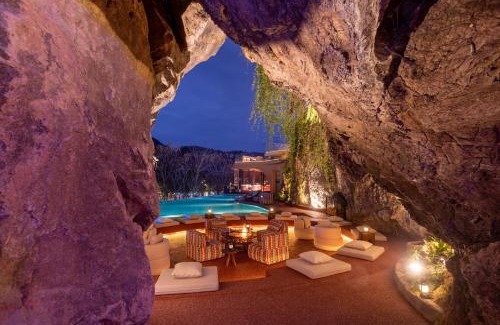 Wulingyuan House | Zhangjiajie Qishi Li Cave Homestay