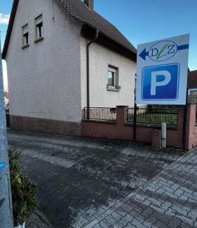 Ramstein-Miesenbach House | Zimmer in Ramstein