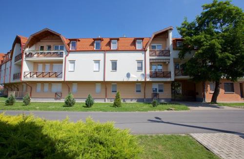 Hajduszoboszlo Apartment | Zoli Apartmanok-Timi Kölcsey 34-36