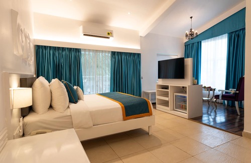 Calangute Hotel | Zone Connect by The Park Goa Calangute