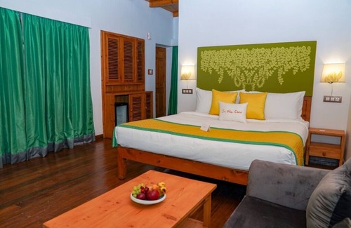 Manali Hotel | Zone Connect by the Park Manali