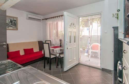 Cove Murtar Apartment | Zora Apartment