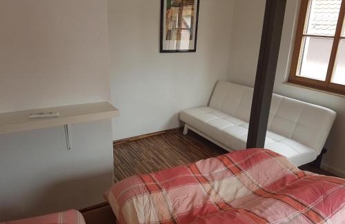 Oberasbach House | Zur frischen Quelle