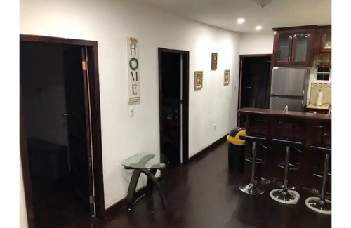 Dangriga House | Zuri Joi’s: 2 BR home w/AC,WiFi, parking @airstrip