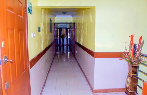 Oshodi-Isolo Hotel | Zurich Lodge