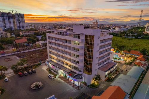 Đồi Dương Hotel