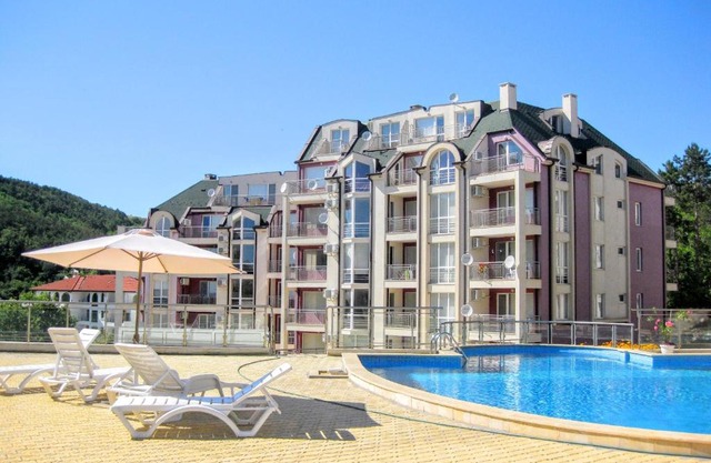 Каварна Хилс Апартаменти - Kavarna Hills Apartments