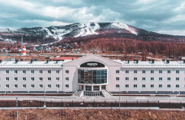 Отель Юность