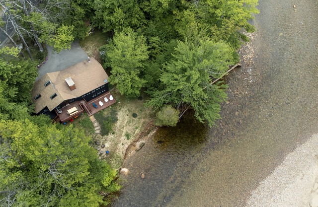 1.1 acre modern waterfront home on the Saco river