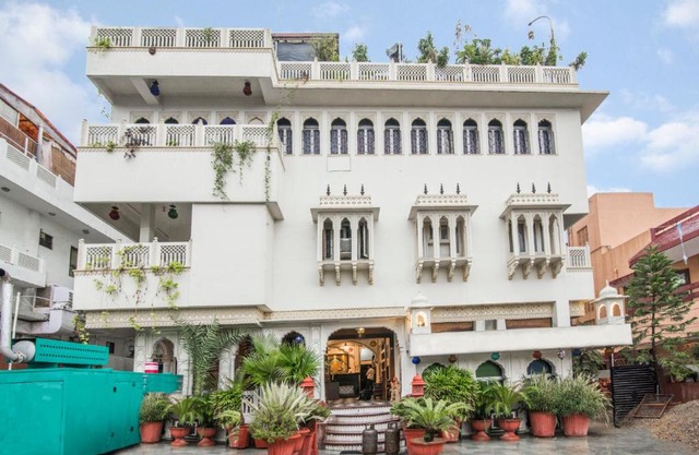 1 BR Boutique stay in Gopalbari, Jaipur (E7E5), by GuestHouser