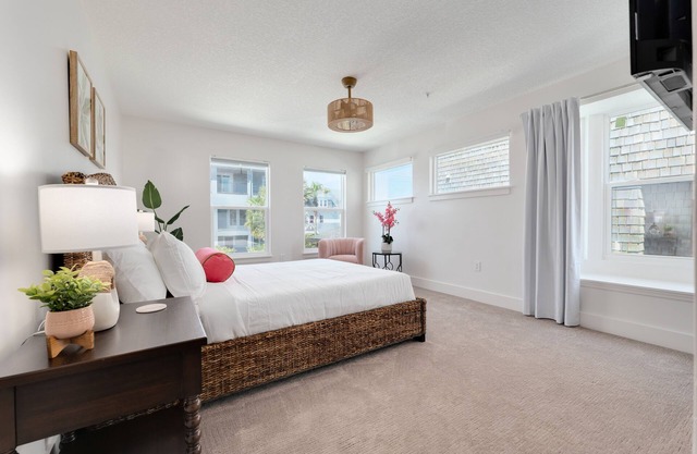 1-BR Oceanfront Gem - D