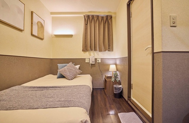 1 single bed 2nd floor A/Shinjuku-ku Tokyo