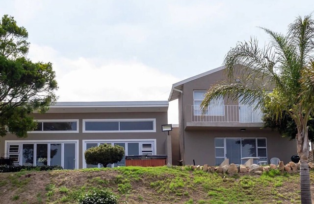 10 on Aqua Vista Villa