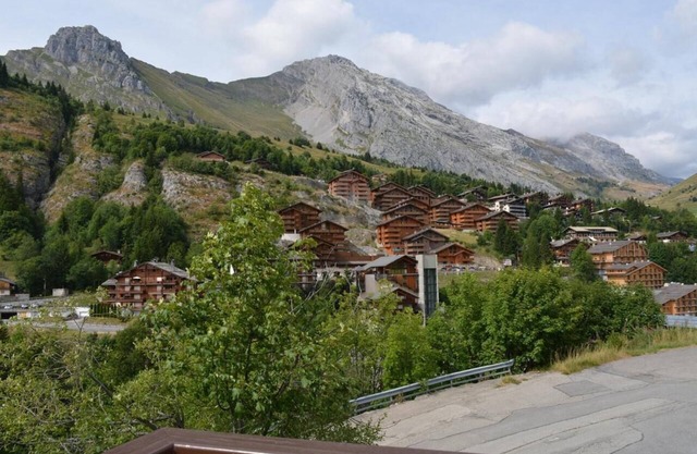 100m from ski slopes, Ground floor, view village, balcony, parking, tv, 45m², Le Grand Bornand