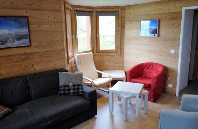 100m from ski slopes, 1st floor, view valley, balcony, tv, 55m², Montchavin La Plagne