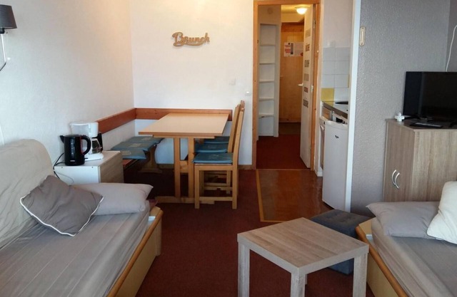 100m from ski slopes, 2nd floor, view mountain, balcony, tv, 35m², Montchavin La Plagne