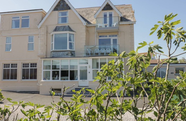 105 m² Cottage ∙ 2 bedrooms ∙ 4 guests