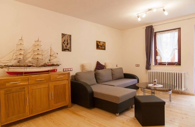 110 m² Apartment ∙ 1 bedroom ∙ 6 guests