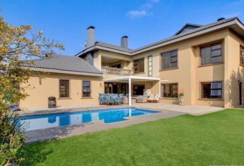 112 on Cullross Abode