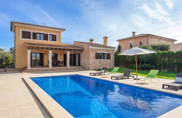 120 m² Villa ∙ 4 bedrooms ∙ 8 guests