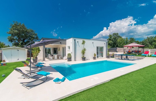 125 m² Villa ∙ 3 bedrooms ∙ 8 guests