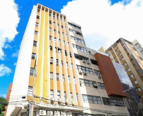 13 Studio completo, perto TRT, Smartfit, Life Center, cozinha