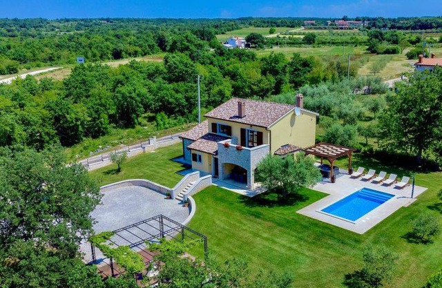 140 m² House ∙ 4 bedrooms ∙ 8 guests