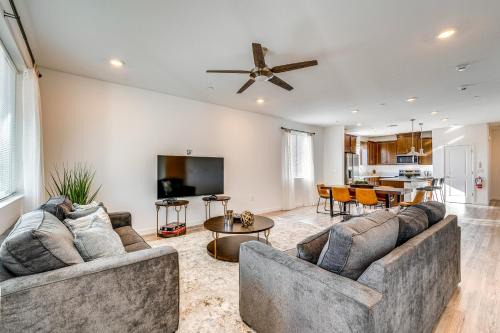 15 Mi to Dtwn Sacramento Newly Built Home!