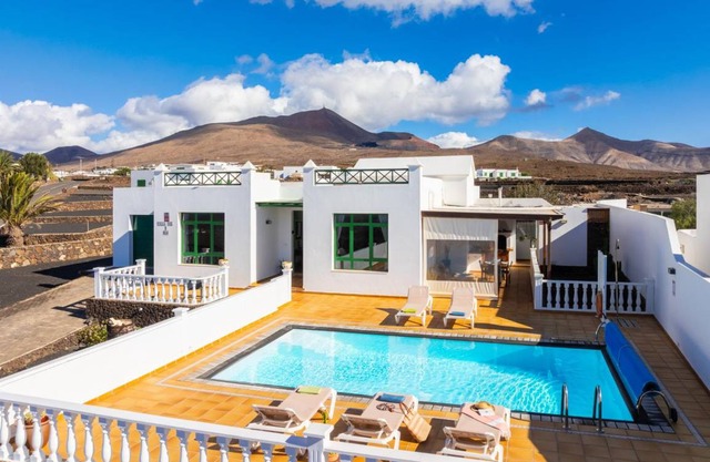 160 m² Villa ∙ 3 bedrooms ∙ 6 guests