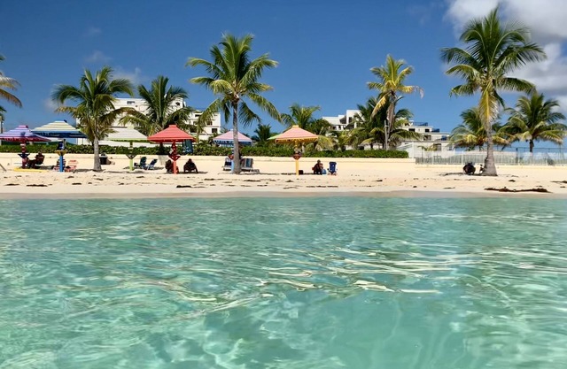 1605 Coral Beach Condo, Grand Bahama. Enjoy oceanfront views & romantic sunsets!