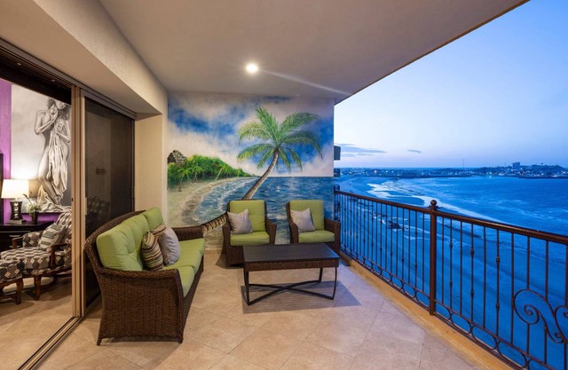 169 m² Condo ∙ 2 bedrooms ∙ 6 guests