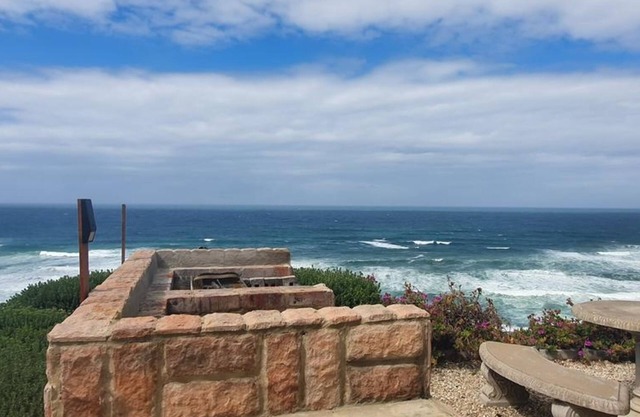 180 Degree Ocean View - Seagull Villa in Brenton On The Rocks