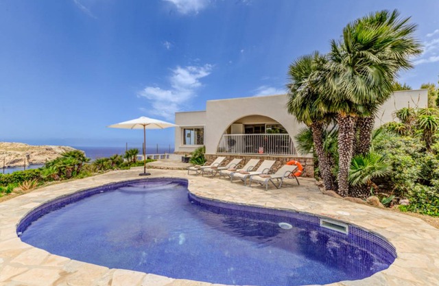 180 m² Villa ∙ 3 bedrooms ∙ 6 guests