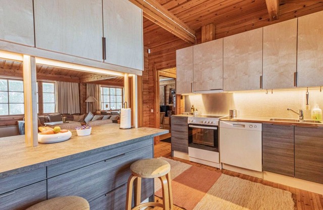 187 m² Apartment ∙ 4 bedrooms ∙ 10 guests