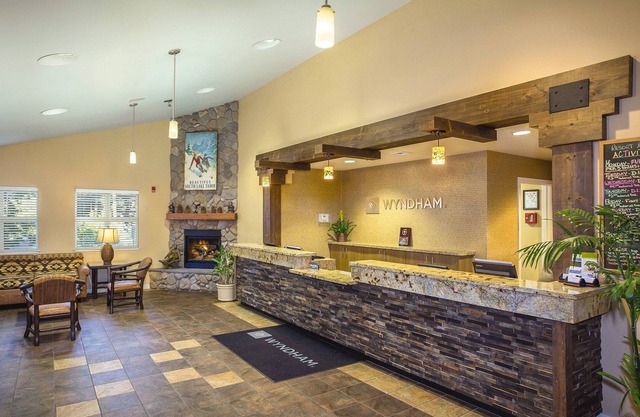 2 Bdrm Presidential Suite Walking Distance to Lake Tahoe (Wyndham South Shore)