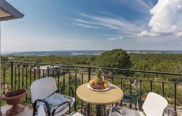 2 bedroom accommodation in Koromacno