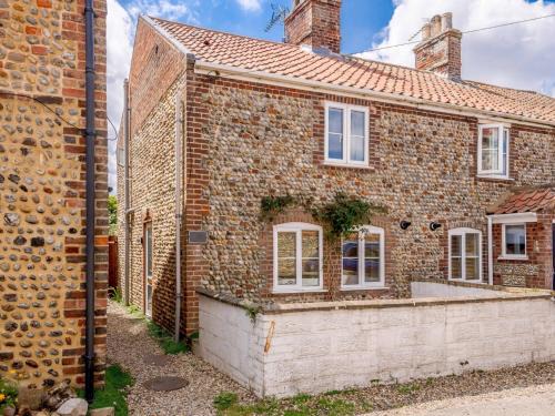 2 Bed in Bacton FISN8